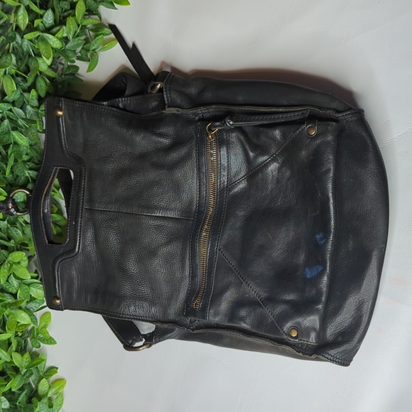 Lucky Brand black leather Abbey Road foldover bag - Picture 2 of 16